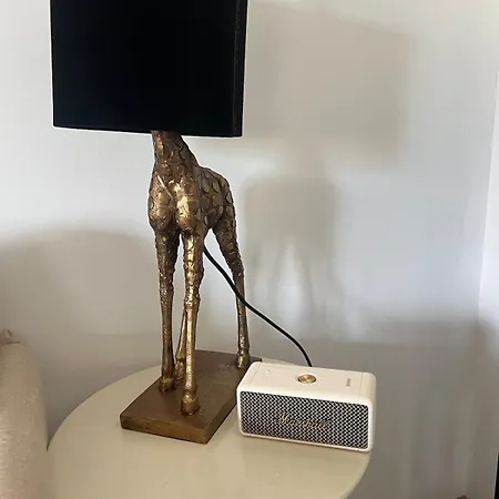 Champagne Et Jacuzzi 度假居